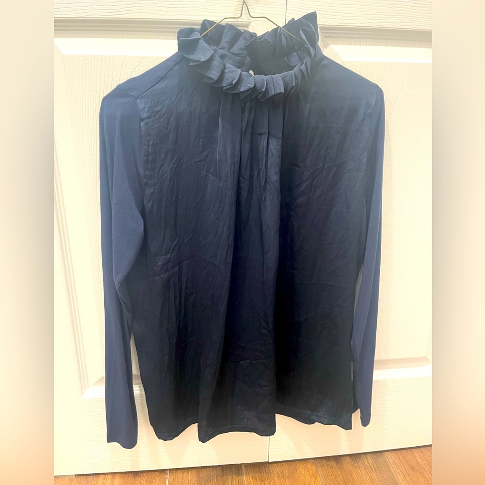 Banana Republic Navy Ruffled Women's Top